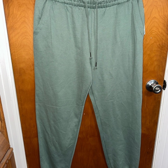 NWT Fleece Factory Jogger Sweatpants size xl - Picture 2 of 6
